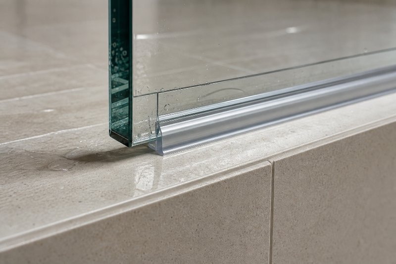 The Beacon Seamless Shower Door Mistake That Causes Leaks